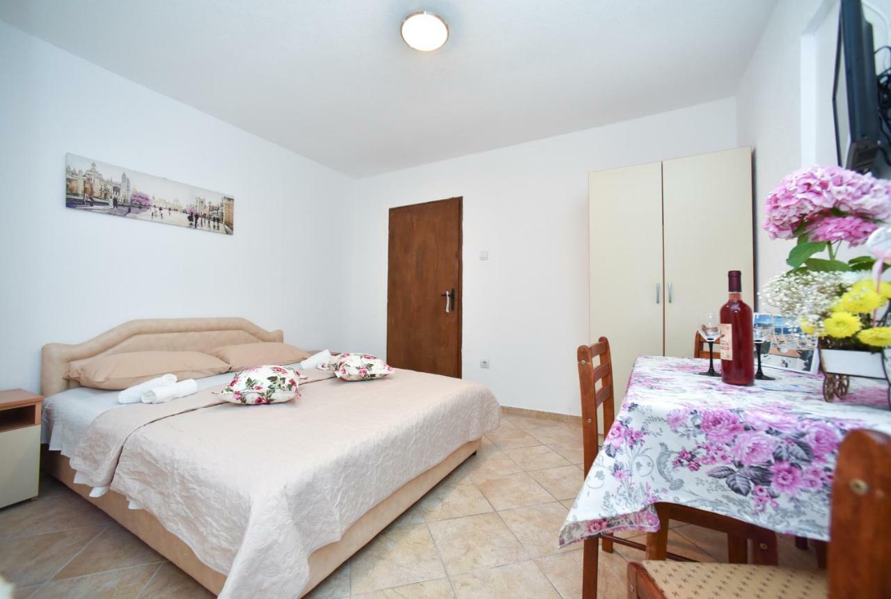 Apartmani Bonik 부드바 외부 사진