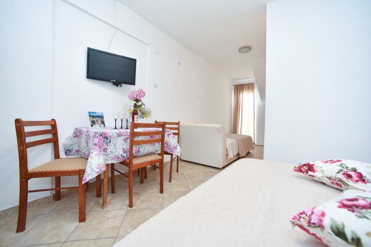 Apartmani Bonik 부드바 외부 사진