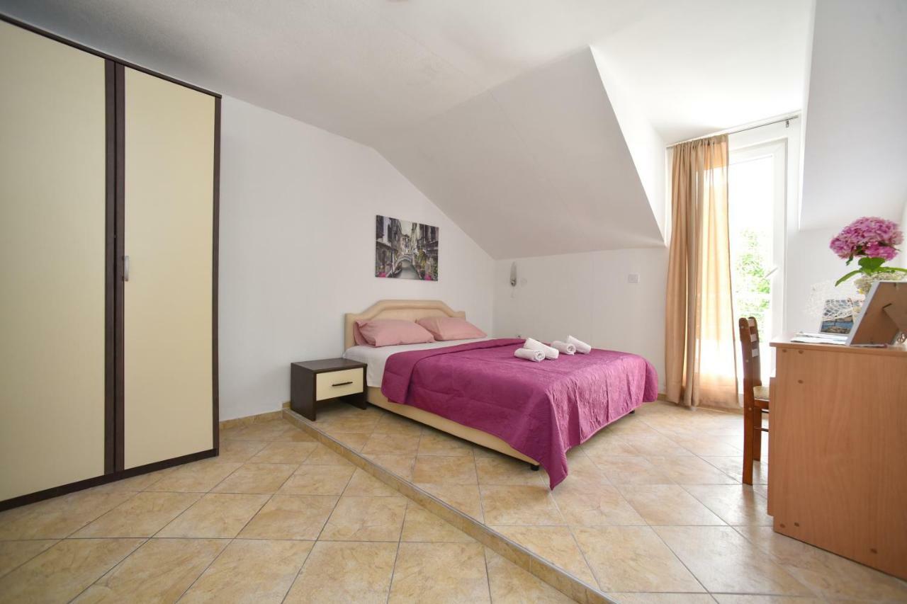 Apartmani Bonik 부드바 외부 사진